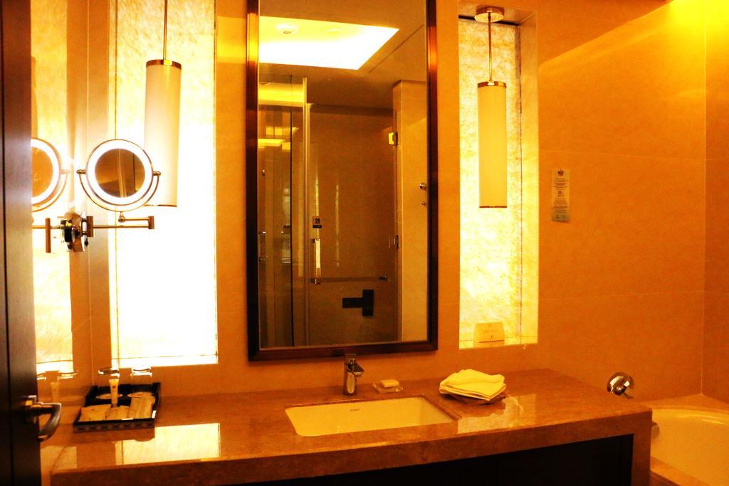 Embassador International Hotel Xi'an  Exterior photo